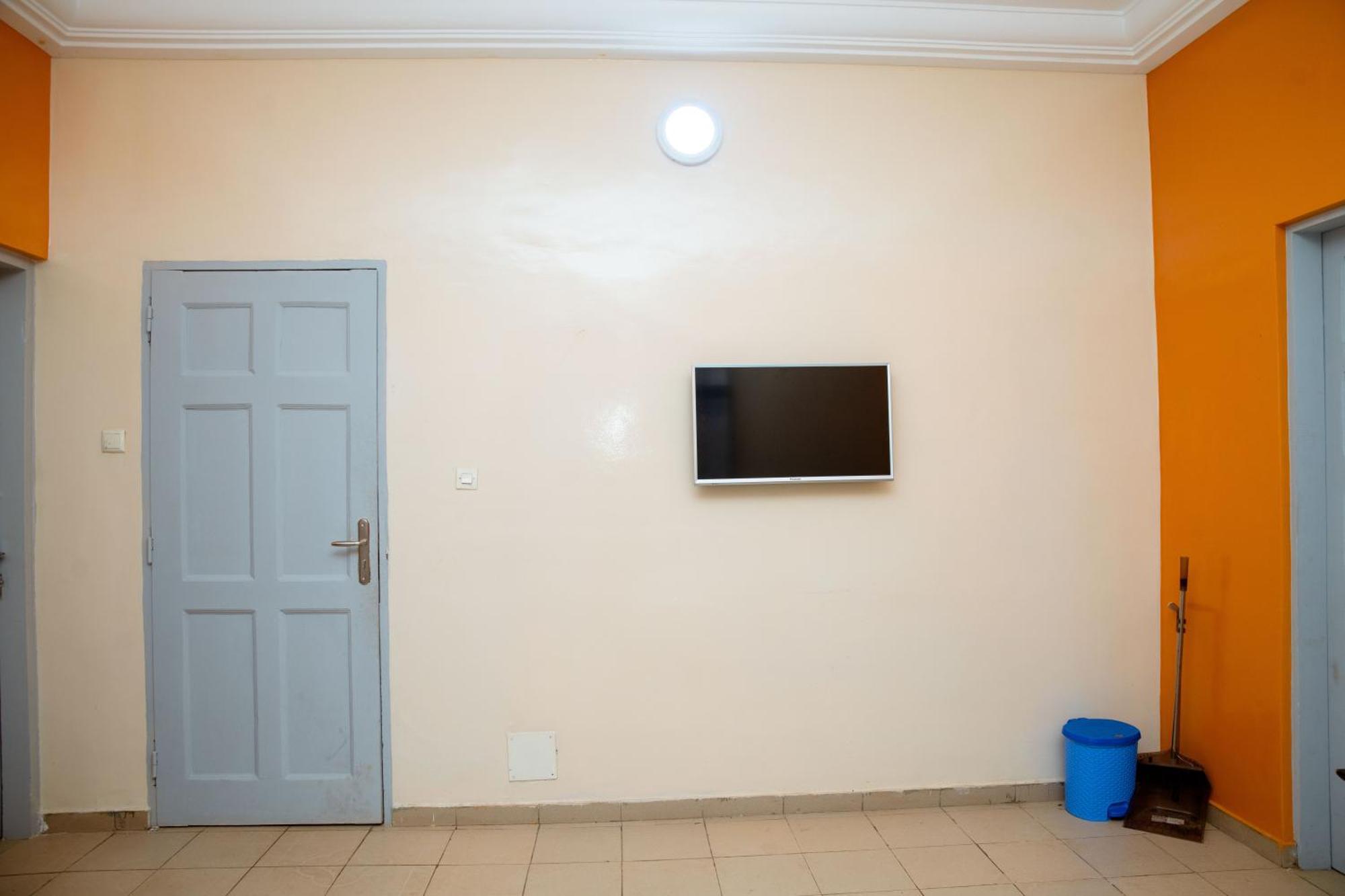 Studio Residence Condominium Lome Luaran gambar